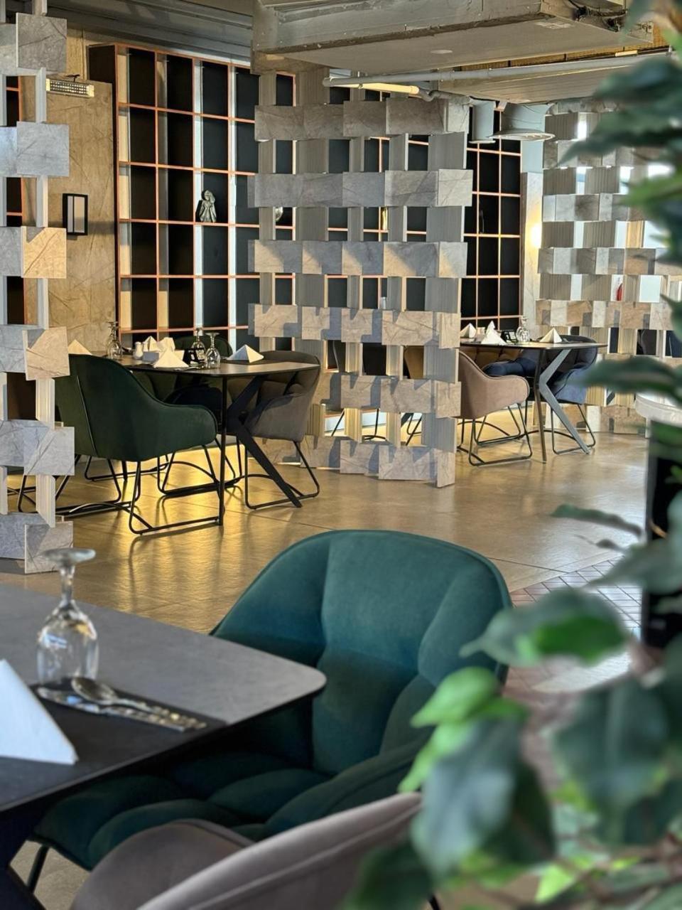 Swiss In Park Tabuk Hotel ภายนอก รูปภาพ